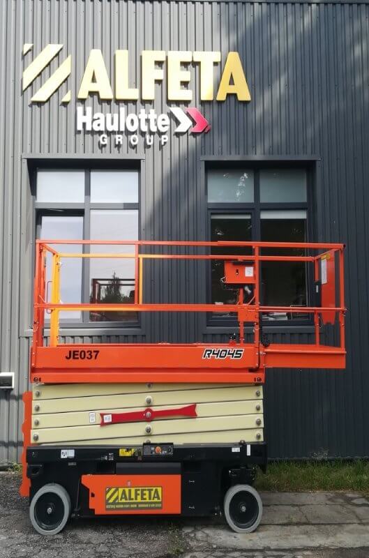 Elektrinis žirklinis keltuvas JLG R4045