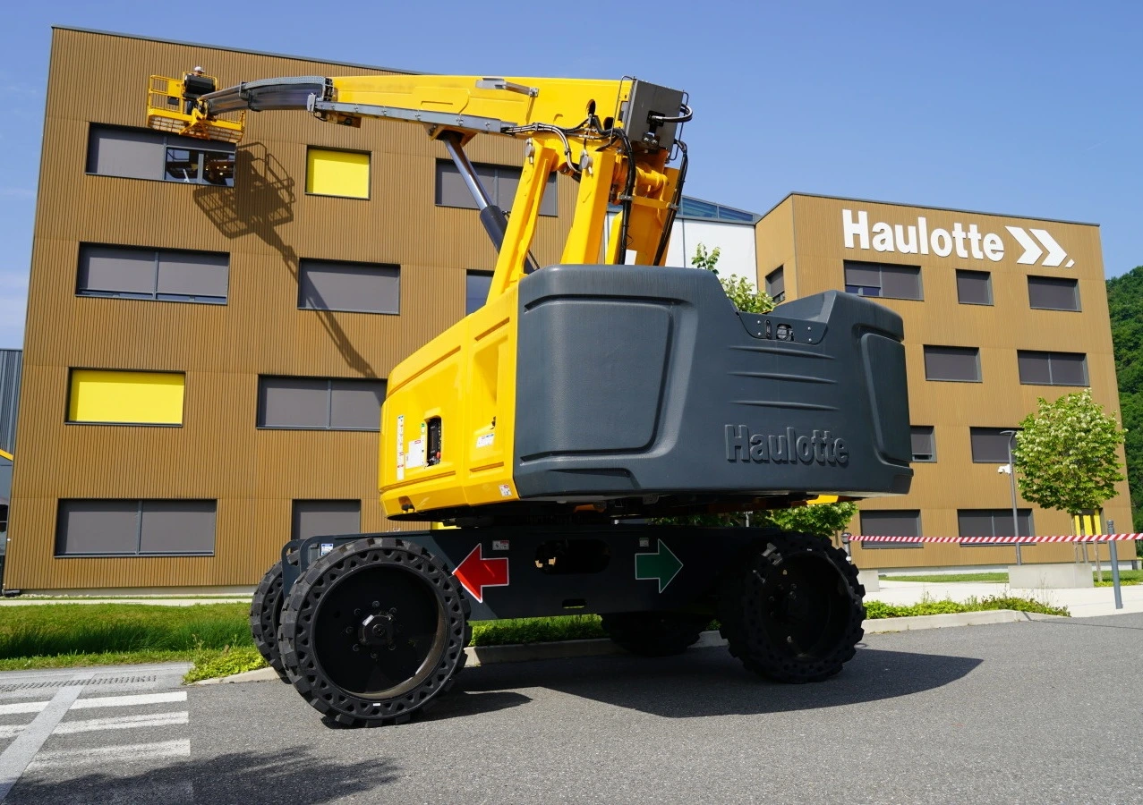 Savaeigiai teleskopiniai keltuvai